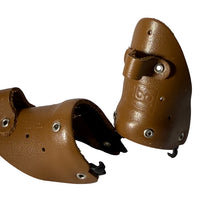 PROTECCIÓN LATERAL DE CUERO PARA CHAM - Café